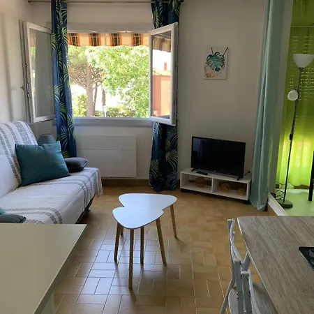 Joli Alcove Proche Port Malfato Piscine Au Cap D'agde Agde